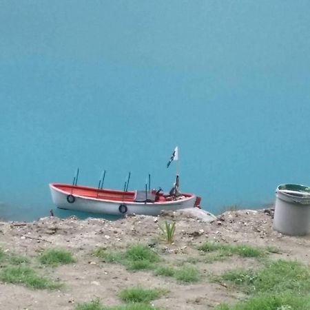 Eden Lake View Hotel Karimabad  Exterior foto